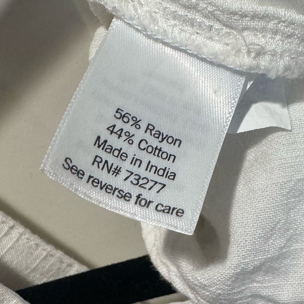 Lauren Conrad White Blouse size Large - Picture 4 of 5
